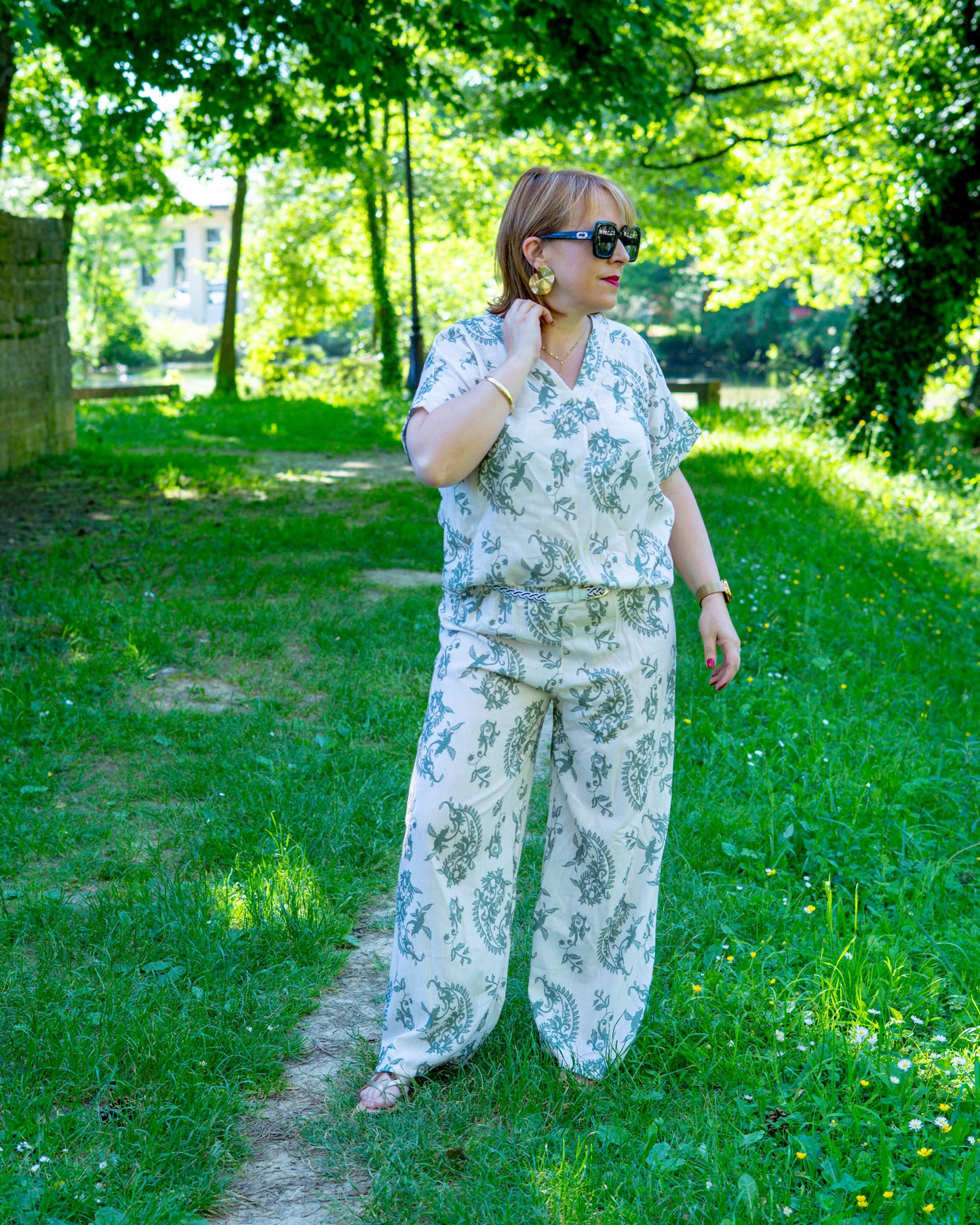 Ensemble blouse et pantalon imprimé