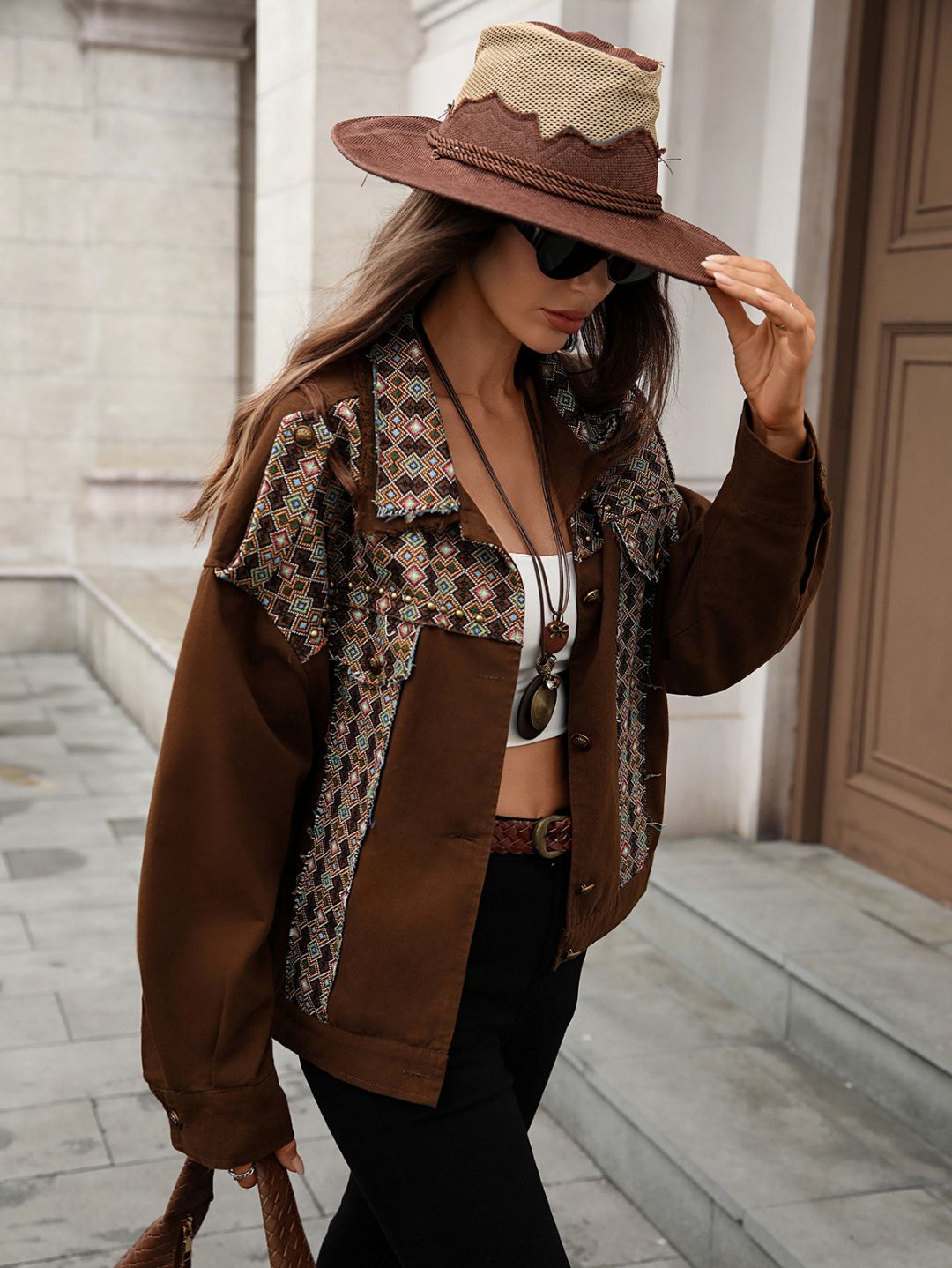 Veste géométrique style western au sol